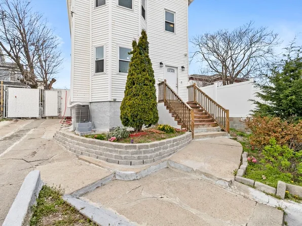 177-179 Blue Hill Ave, Roxbury, MA 02119