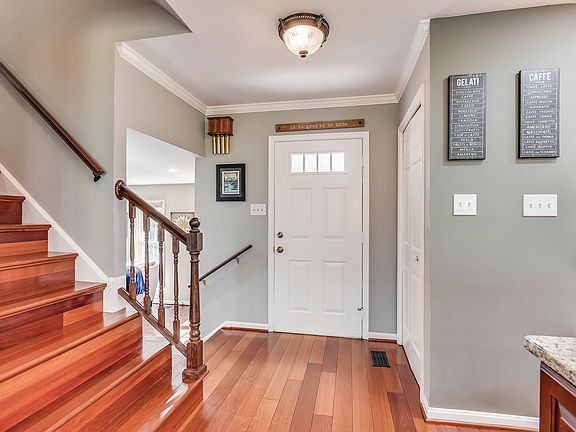 3rd image of 11904 Saint Helena Dr