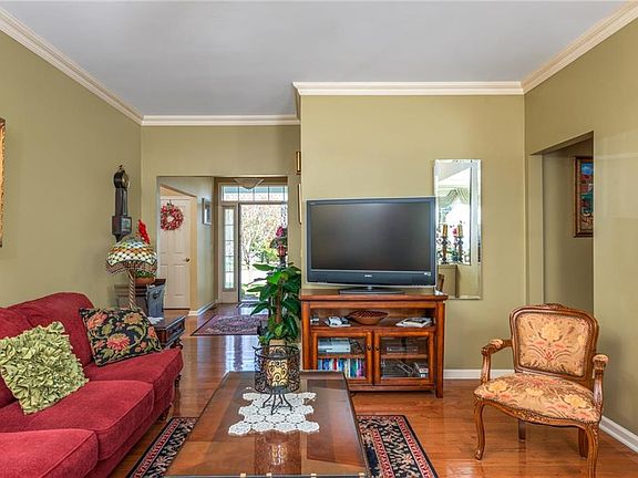 5th image of 170 Providence Pike Unit 3