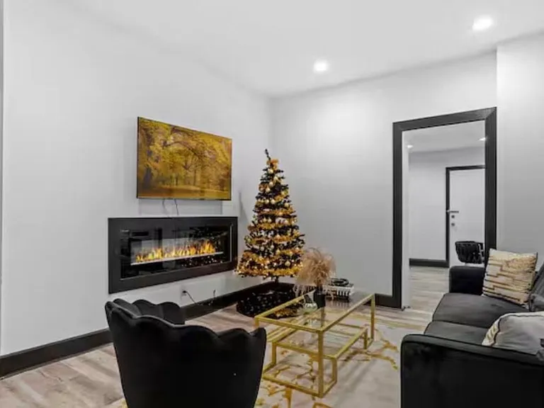 204 Academy St #1 — Photo 9
