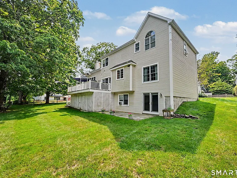 1 Silvermine Rdg — Photo 37
