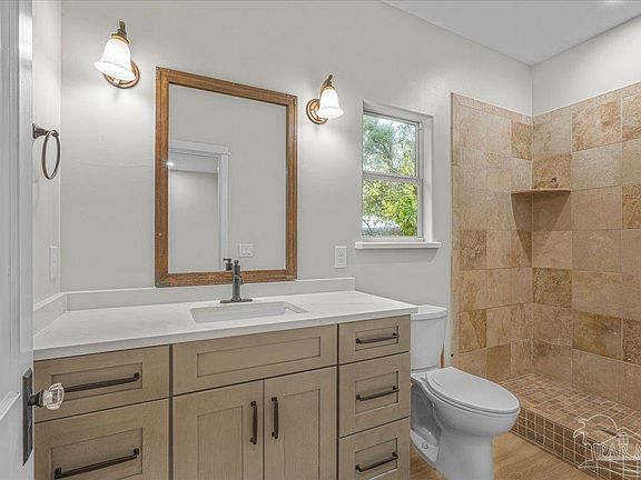 4th image of 4536 Kelly Ln