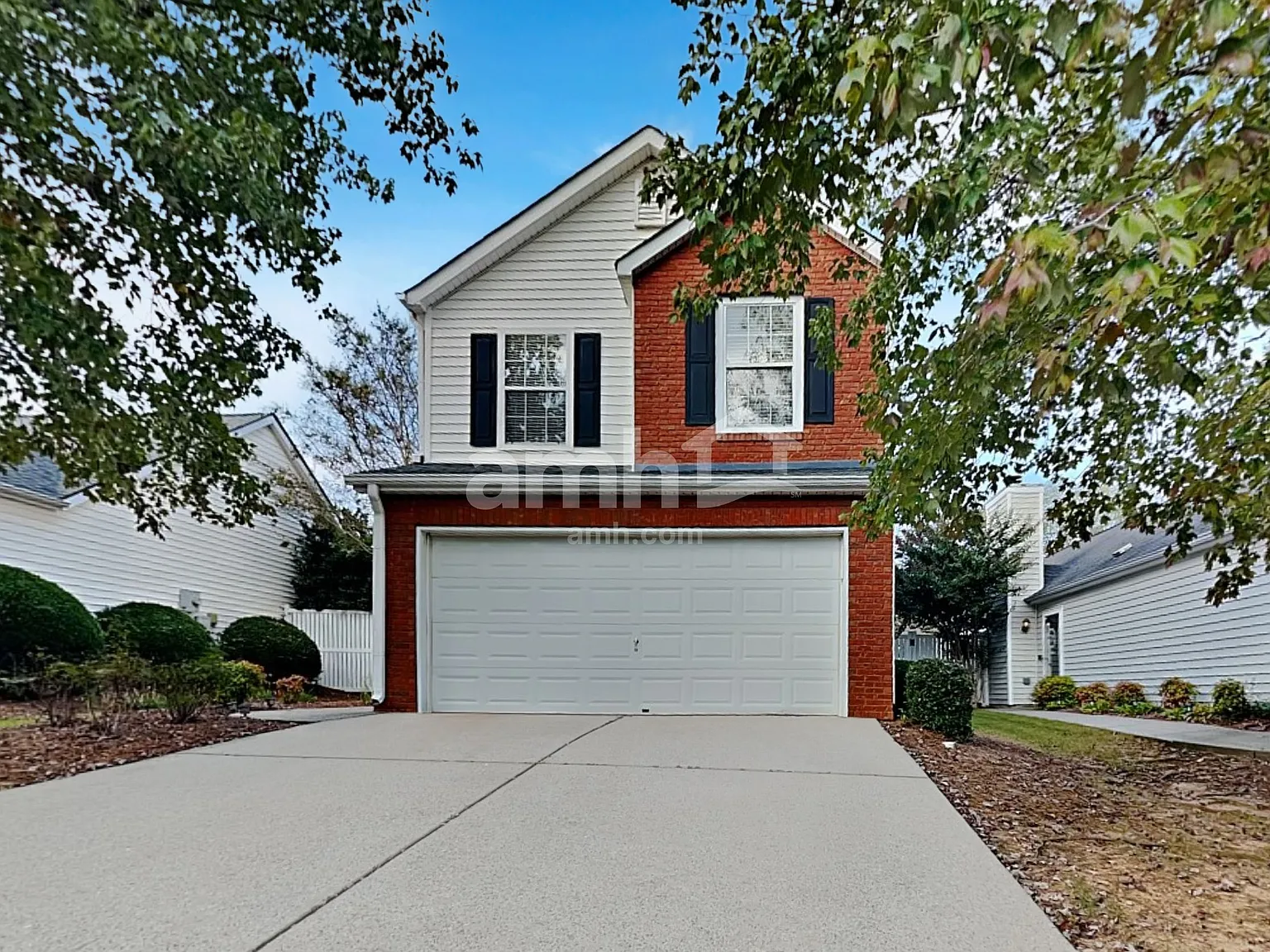 3 bed, 2.5 bath, 1574 sqft, $2,790 — Photo 1