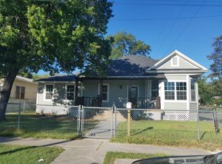 235 Saint Charles, San Antonio, TX 78202
