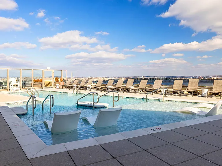 Rooftop Pool Deck