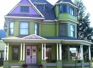 101 S Perry St, Johnstown, NY 12095