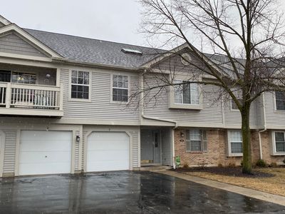 1234 Ballantrae Pl APT B, Mundelein, IL, 60060
