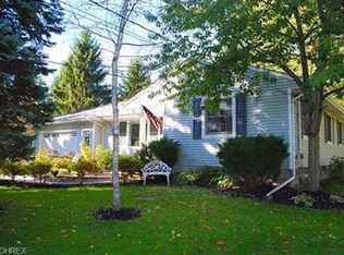 5076 Chillicothe Rd, Chagrin Falls, OH 44022