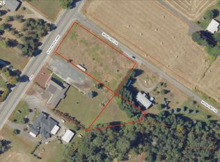 438 N Old Pacific Hwy, Myrtle Creek, OR 97457
