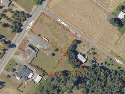 438 N Old Pacific Hwy, Myrtle Creek, OR, 97457