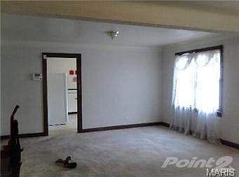 5th image of 6523 Myron Ave