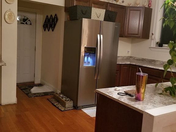 3rd image of 328 Beach 70 St