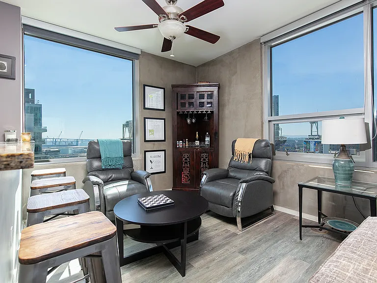 321 10th Ave #1208 — Photo 3