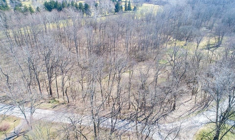1st image of Briarwood Ln