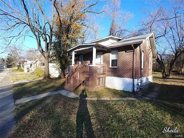 1st image of 2802 Wheaton Ave