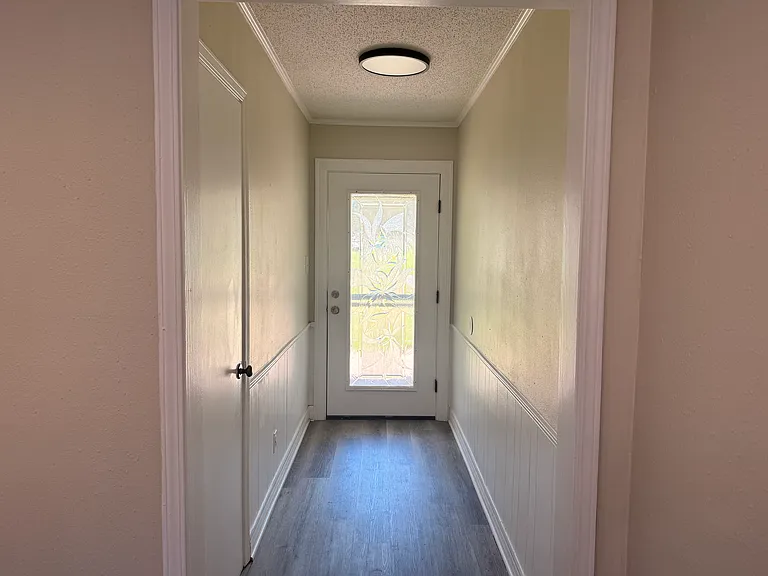 9608 Debra Joy St — Photo 2