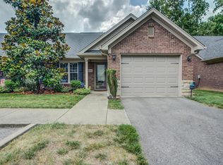 6616 Renate Rd, Louisville, KY 40291