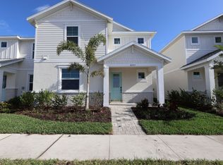 8225 Seaflower Pkwy, Bradenton, FL 34210