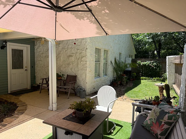 440 Towne Park Trl — Photo 11