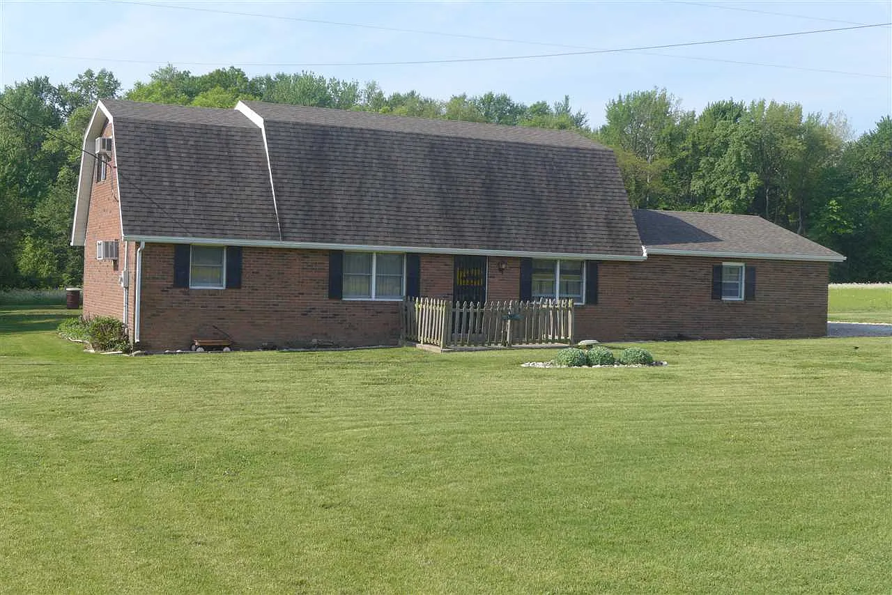 8764 W State Road 56 photo 1