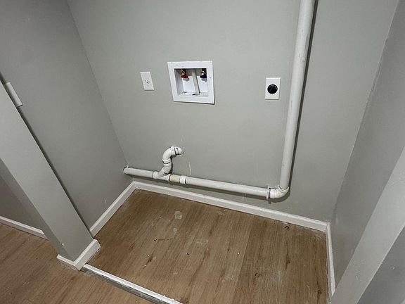 Unit Photo