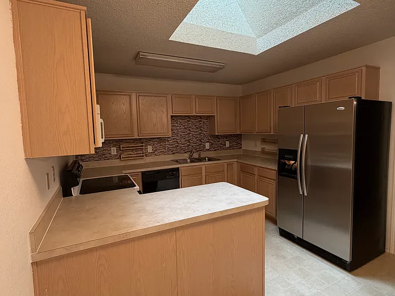 2521 Ensenada Ln — Photo 6