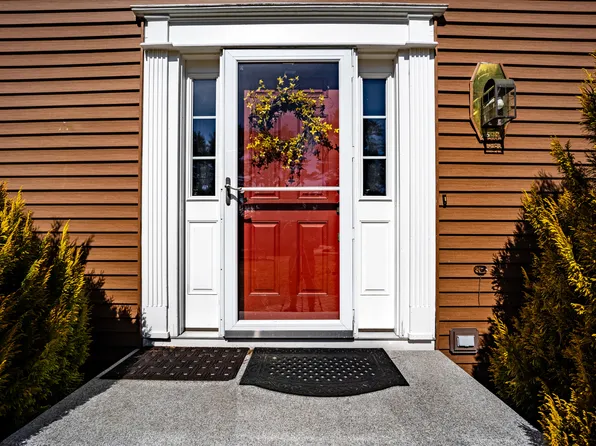 120 Sisquisic Trail, Yarmouth, ME 04096