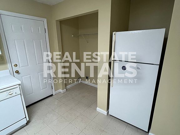2nd image of 503-524 Newman Ln #340