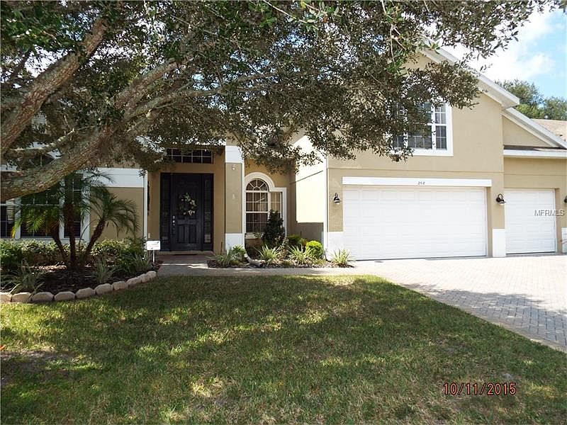 1st image of 208 E Blue Water Edge Dr