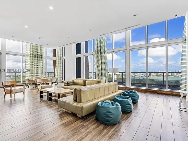50 Biscayne Blvd #4106 — Photo 11
