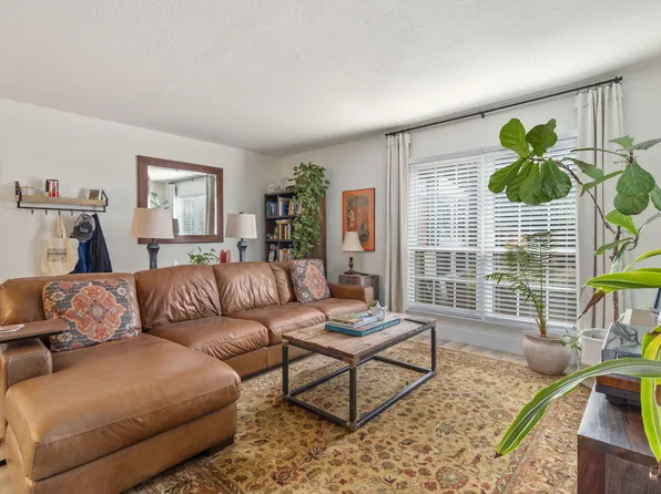 900 Mountain Creek Rd APT R293, Chattanooga, TN 37405