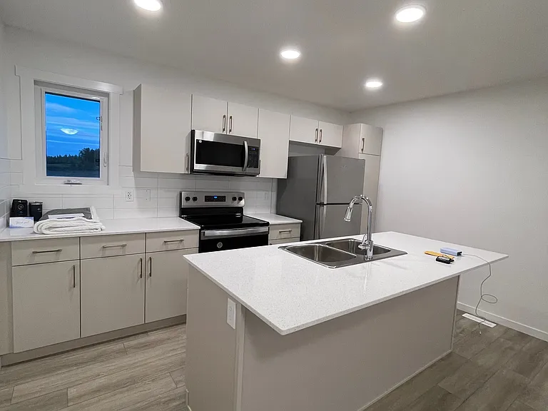 1209 McLeod Ave — Photo 15