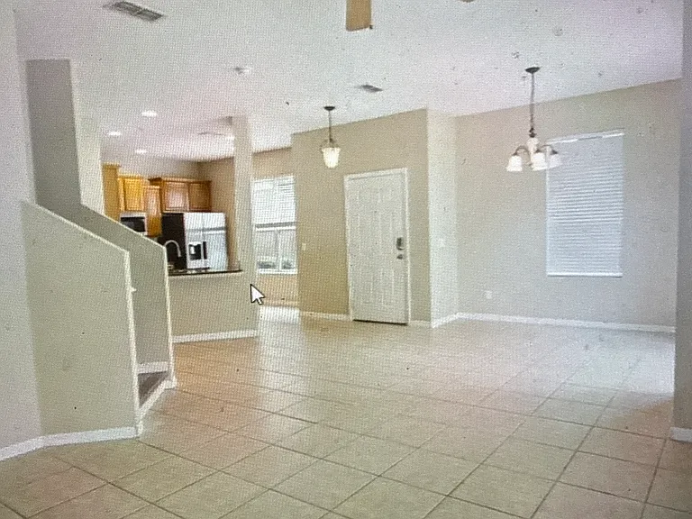 15316 Oak Apple Ct #B — Photo 2