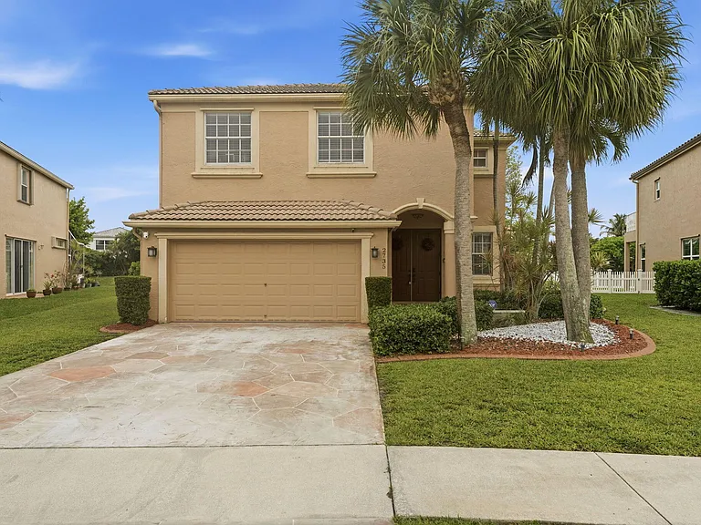 2753 Misty Oaks Cir — Photo 2