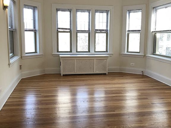 5th image of 5338 N Kenmore Ave APT 3E