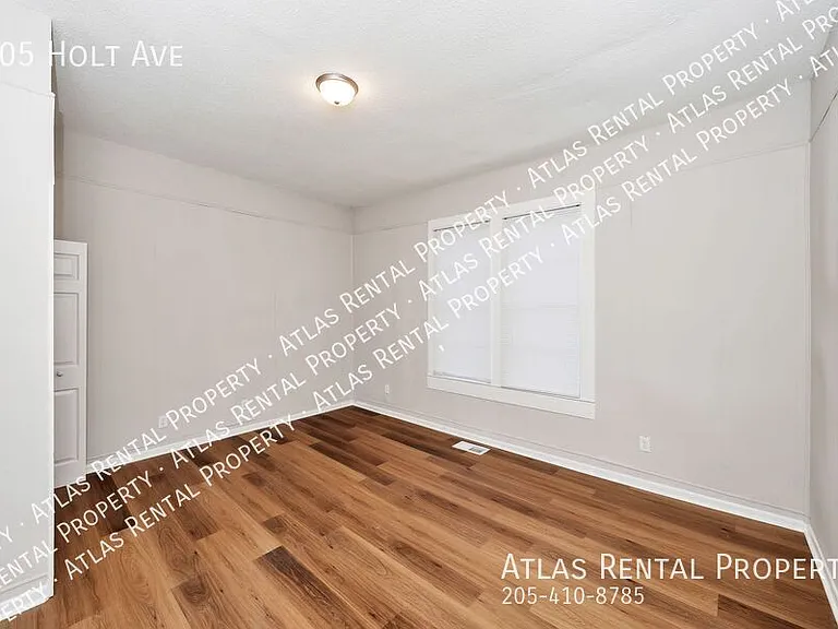 105 Holt Ave — Photo 25