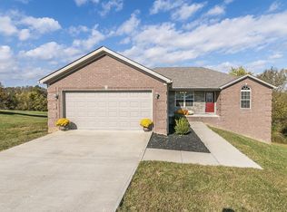 213 Clinton Ct, Berea, KY 40403