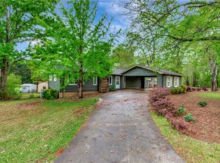 309 Meadow Dr, Seneca, SC 29678