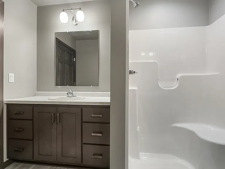 635 Diversity Dr — Photo 29