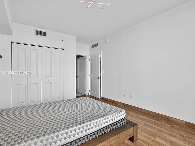 400 Sunny Isles Blvd #1207 — Photo 29