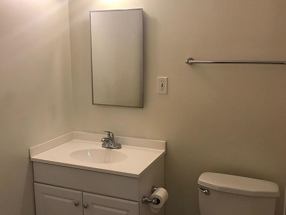 5th image of 12817 W Cottonwood St APT 2