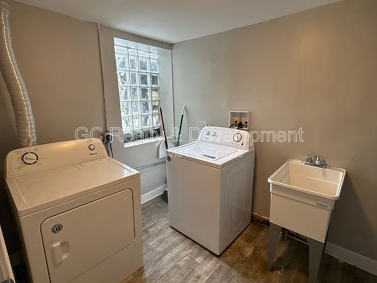 3609 S Giles Ave #2 — Photo 10