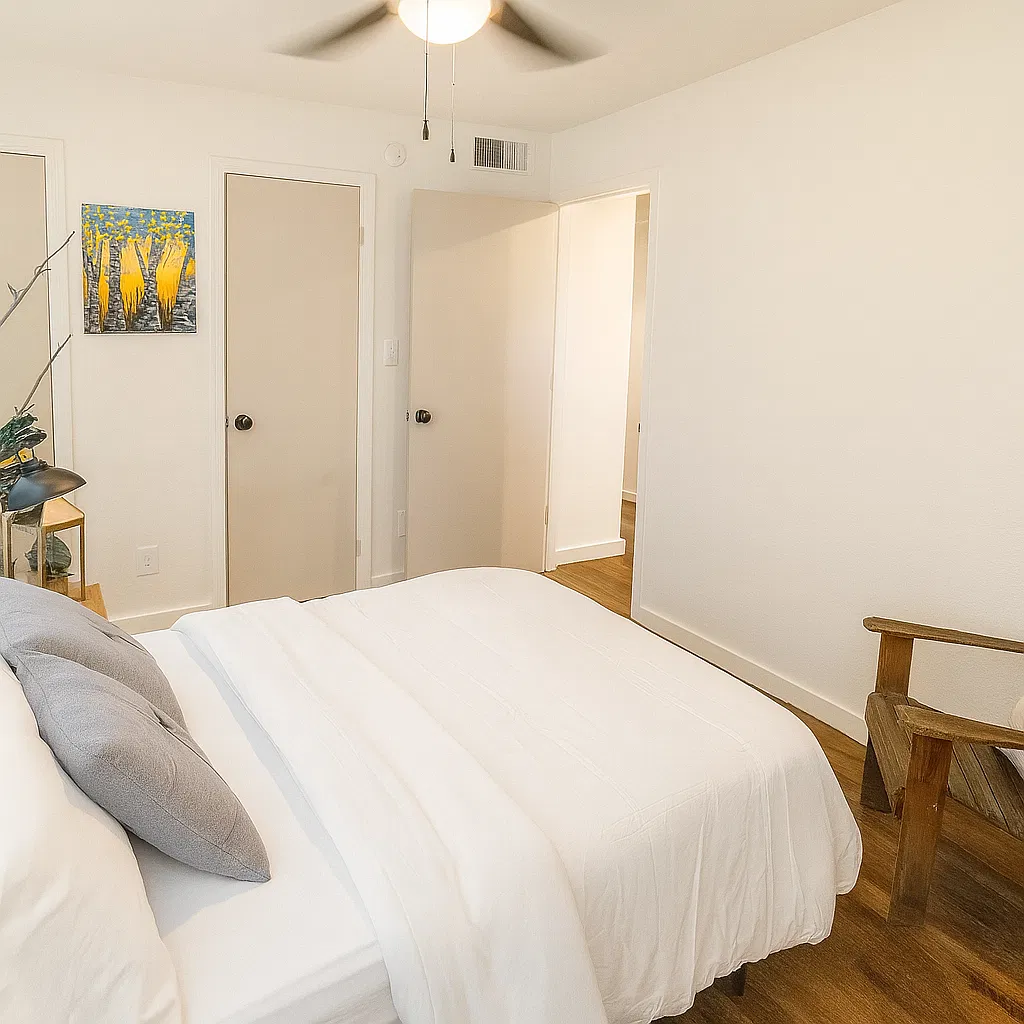 2 bed, 780 sqft, $1,195 — Photo 1