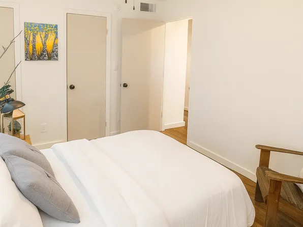 1152 S Quaker Ave #5, Tulsa, OK 74120