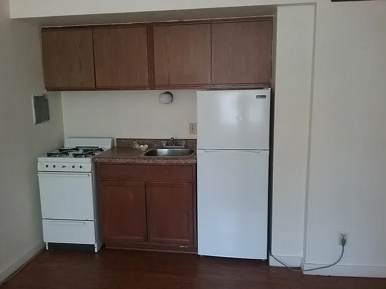 2522 W Wells St — Photo 7