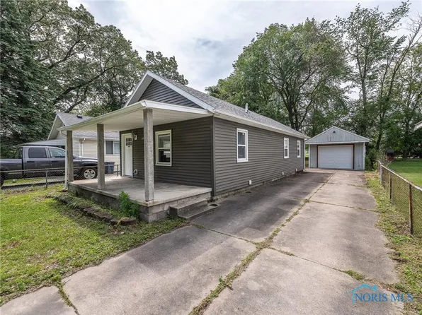 5161 Langham Dr, Sylvania, OH 43560
