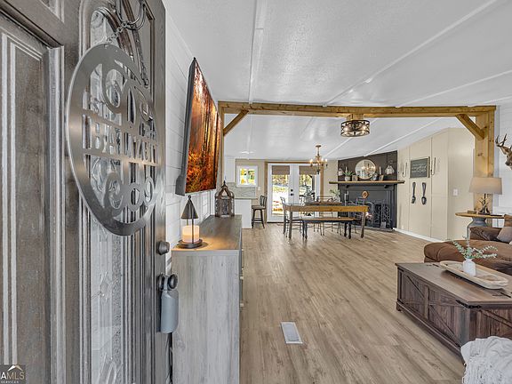 4th image of 3656 Candler Rd