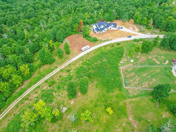 2nd image of 21 Green Meadow Ln