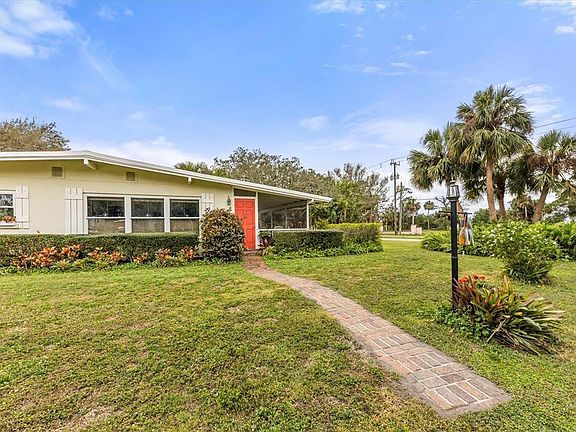 2nd image of 6160 Uplands Blvd