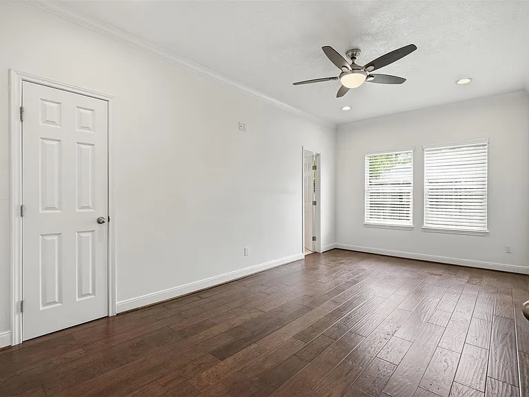 14002 Myrtlea Dr — Photo 23